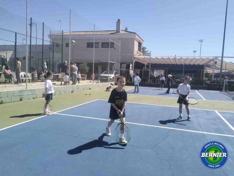 Inicio 14 beneficios del tenis para niños