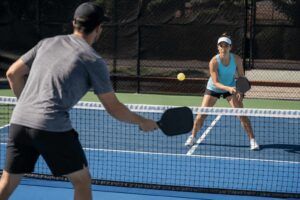 cómo se juega al pickleball